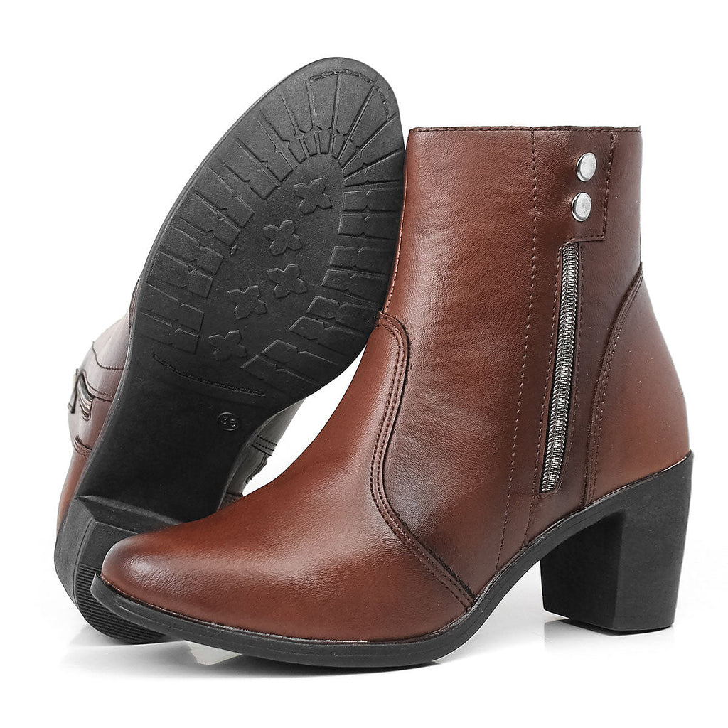 Bota Feminina Cano Médio — Marrom — vista lateral