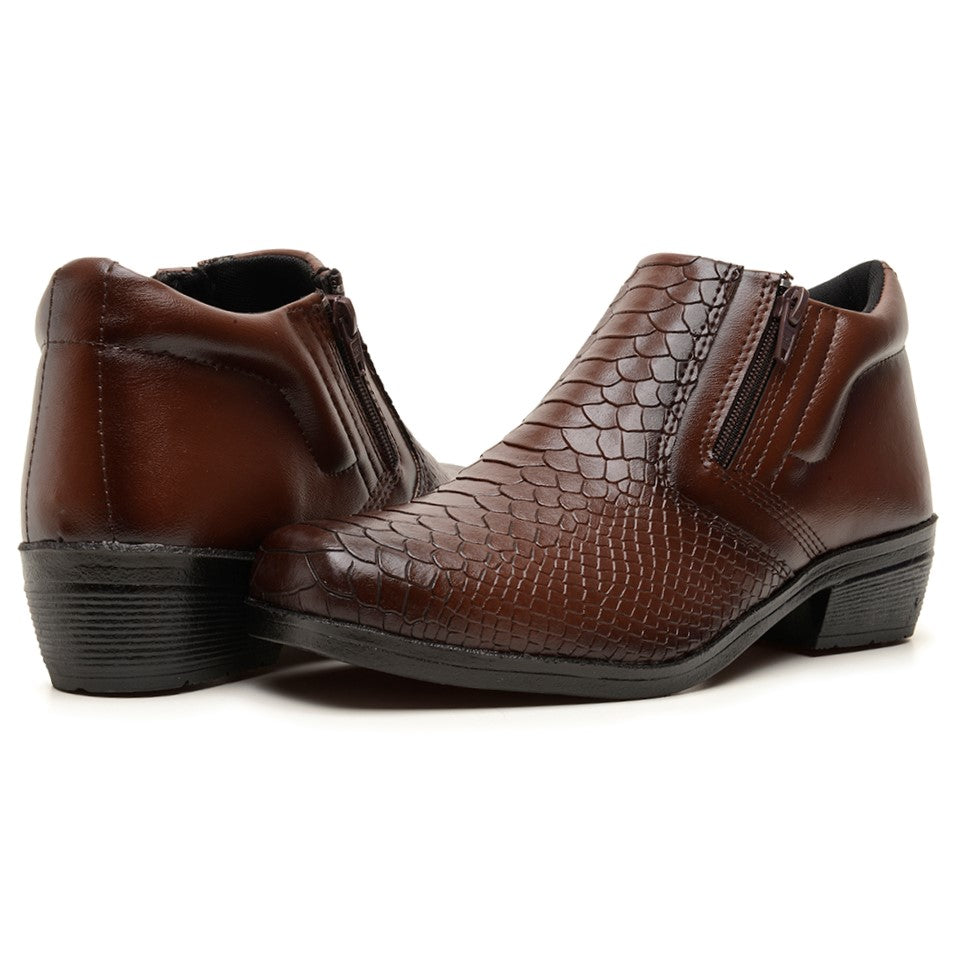 Botina Masculina Cano Baixo Country — Marrom — vista lateral
